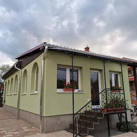 Halasz Vendeghaz شقة